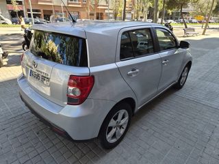 Toyota Urban Cruiser 2011. Pegatina c . 1 propieta