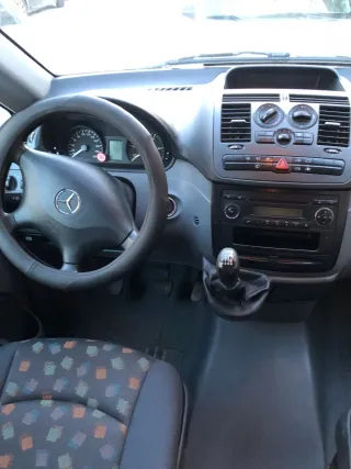 Mercedes-Benz Vito 2010