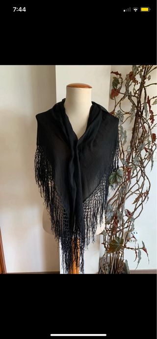 Mantoncillo/Pico Negro