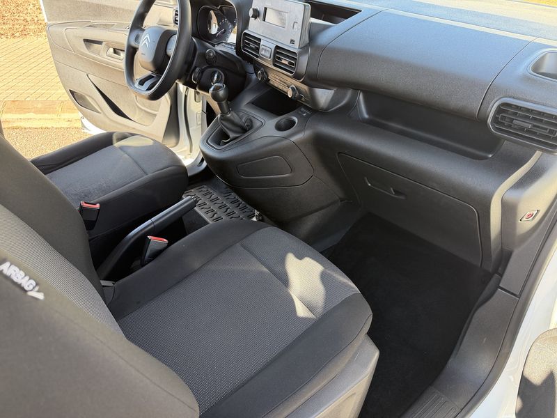 Citroën Berlingo Talla M BlueHDi 1.5 S&S AÑOS 2020, foto 16