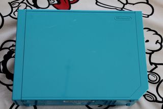 CONSOLA NINTENDO WII AZUL CON CABLES Y MANDO