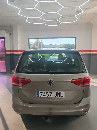 Volkswagen Touran 2015