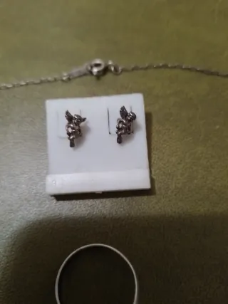 Conjunto Plata: Collar, Anillo y Pendientes