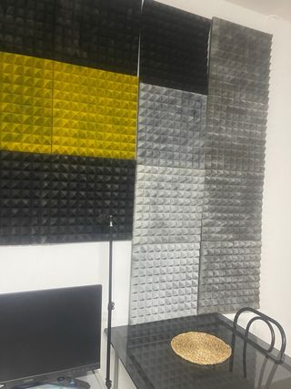 Paneles acústicos y esponjas acústicas artesanales