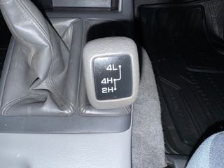 Mitsubishi Montero 2004