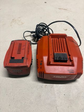 Caricabatterie e batteria Hilti