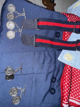 Traje de corto niño talla 2 conjunto 6 piezas.