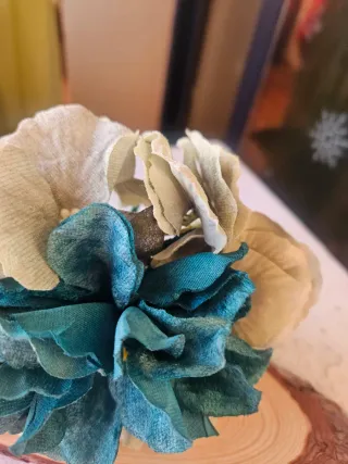 Ramillete Flamenca Azul y Dorado