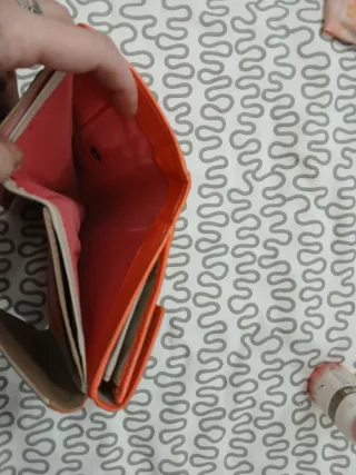 Monedero billetero color Coral