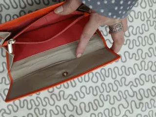 Monedero billetero color Coral