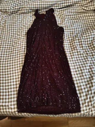 Vestido de nochevieja burdeos