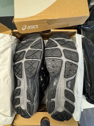 Asics Negras Talla 42