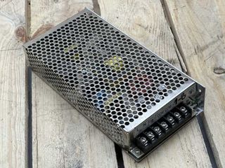 FUENTE DE ALIMENTACION S-120-12