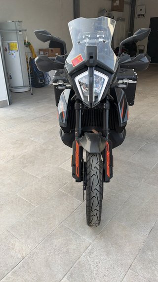 KTM 890 Adventure