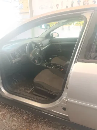Opel Vectra 2004