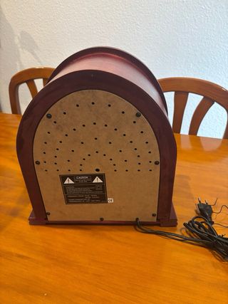 Radio de madera estilo vintage