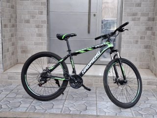 BICICLETA DE MONTAÑA COMO NUEVA