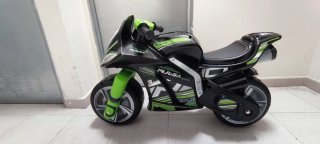 Moto Injusa Verde 4-7 Años correpasillos