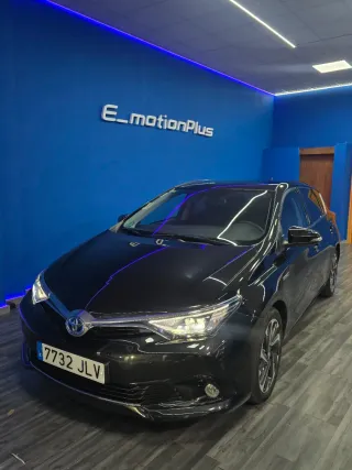 Toyota Auris 2016