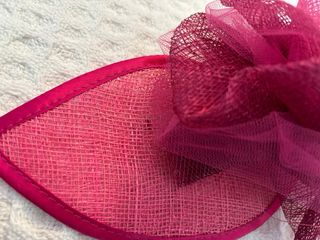 Tocado Chirel rosa y rojo