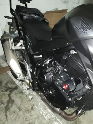 Honda Hornet 750cc 2023 Naked Negra/Gris
