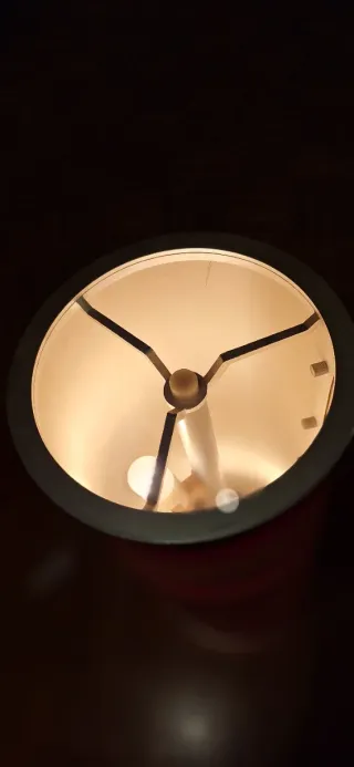 Lampada da terra a righe