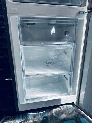 419.Frigorifico Hisense Cristal Blanco No Frost