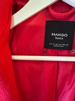 Abrigo Mango Rojo