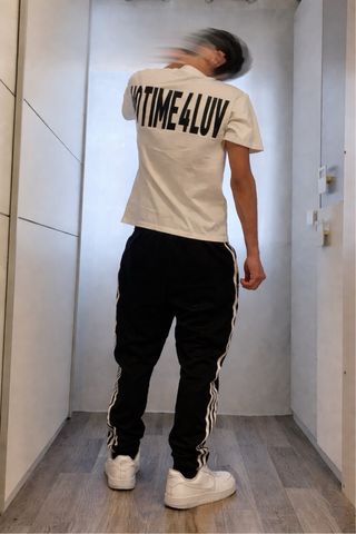 Pantalón Adidas Negro con Rayas Blancas