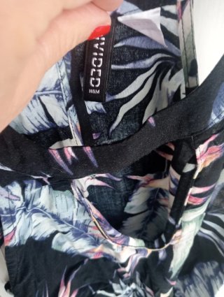 Top corto H&M fantasia floreale
