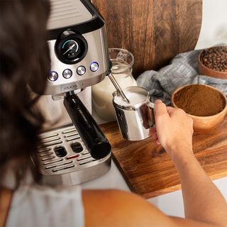 CAFETERA EXPRESS AUTOMATICA PROFESIONAL + LECHE
