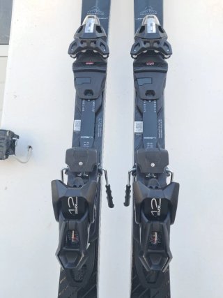 Esquís Elan Primetime 55 Black Edition