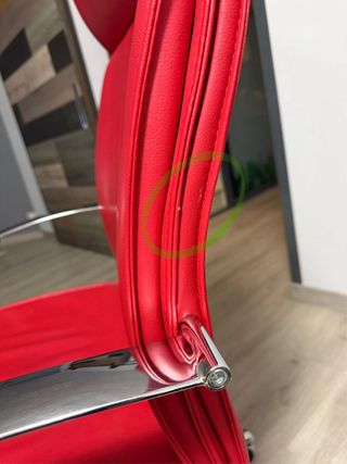 Silla de despacho diseño anchura extra  roja