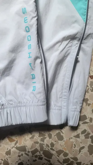 Pantalón Nike Air Blanco y Turquesa