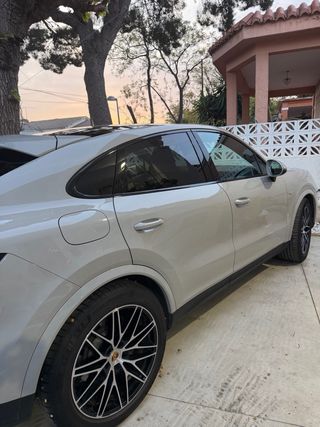Porsche Cayenne 2024
