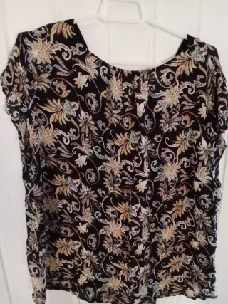 Blusa ligera manga corta floral XXL