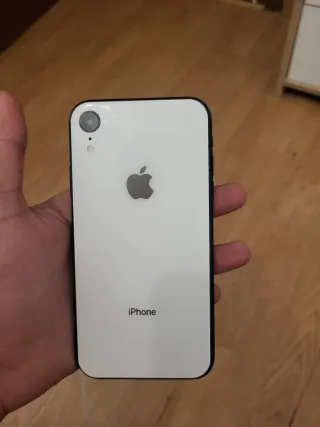 iPhone XR Apple