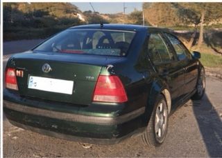 Volkswagen Bora 2000