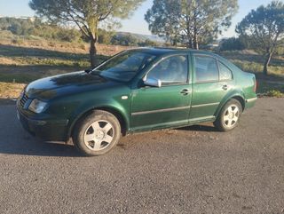 Volkswagen Bora 2000