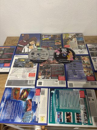 Lote PlayStation 2 con 12 juegos