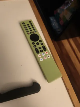 Mando a distancia TCL verde