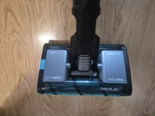 Aspiradora mano Cecotec Scoba