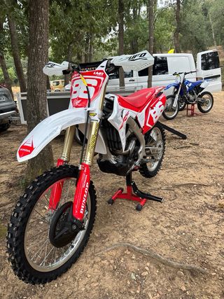 Honda CRF 250R Motocross