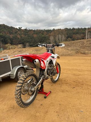Honda CRF 250R Motocross