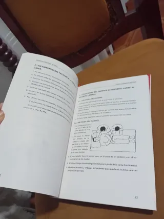 Dos libros de celador sanitario