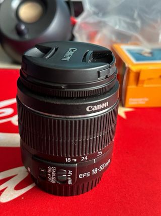 Canon EOS 1300D + 18-55mm + mochila