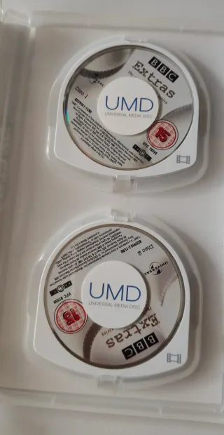 UMD Extras: La Primera Temporada Completa