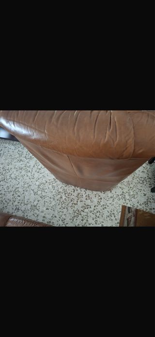 Conjunto de sofás de piel,muy cuidado