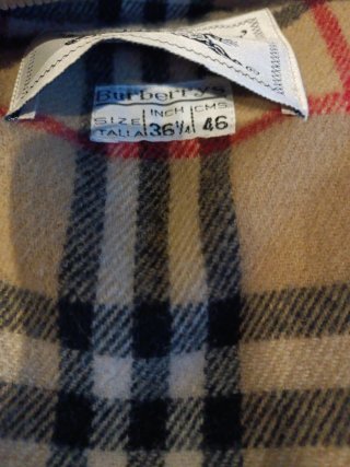 Gabardina Burberry Clásica Beige