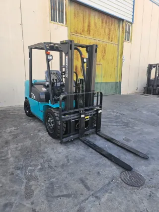 Carretilla elevadora Baoli 30